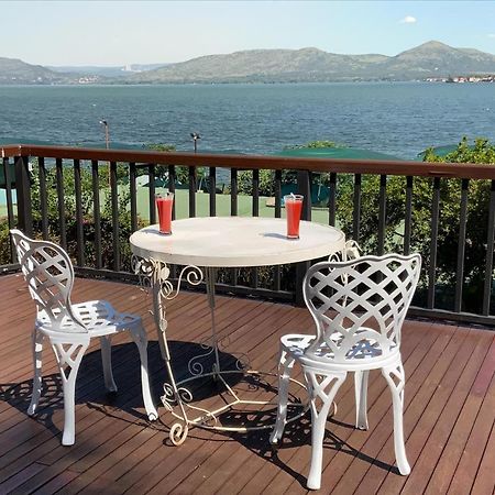 Marina Views Guesthouse ฮาร์ทบีสบูร์ท ภายนอก รูปภาพ