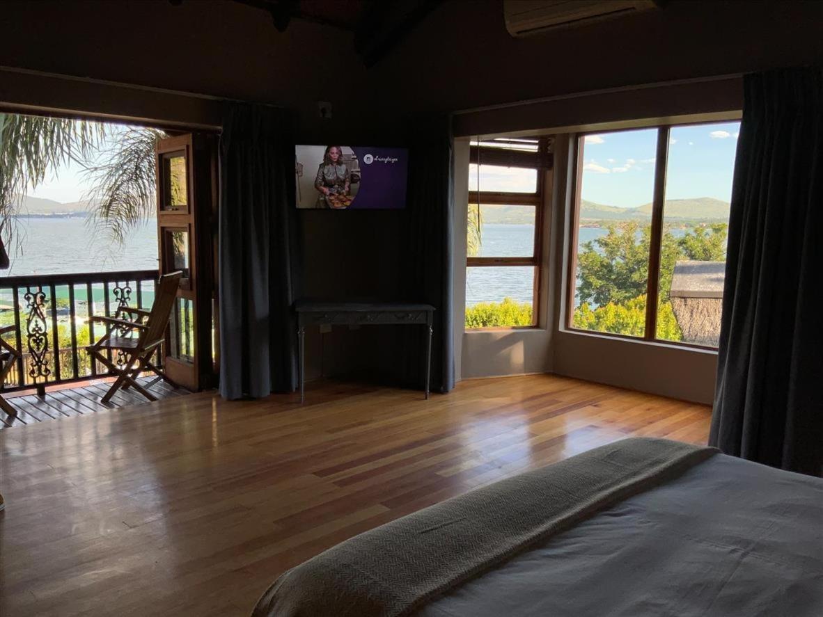 Marina Views Guesthouse ฮาร์ทบีสบูร์ท ภายนอก รูปภาพ