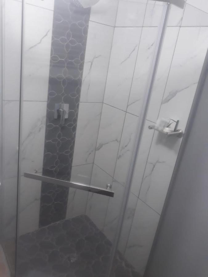 Marina Views Guesthouse ฮาร์ทบีสบูร์ท ภายนอก รูปภาพ